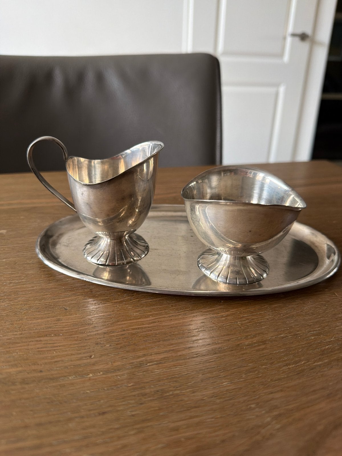 Verzilverde Douwe Egberts roomset van H. Hooijkaas, Ophalen of Verzenden, Zilver