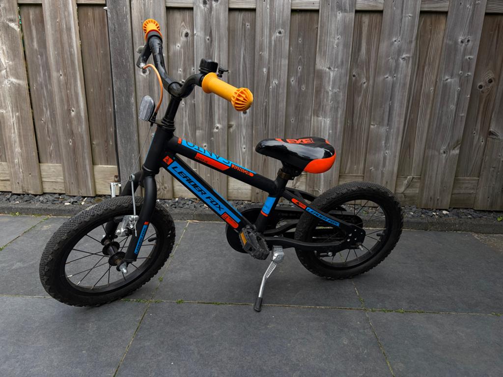 14 inch kinderfiets met zijwieltjes - Leader Fox, Ophalen, Gebruikt, Minder dan 16 inch, Zijwieltjes