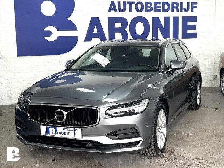 Volvo V90 2.0 T5 Momentum, Auto's, Volvo, 15 km/l, 93 €/maand, Zilver of Grijs, 750 kg