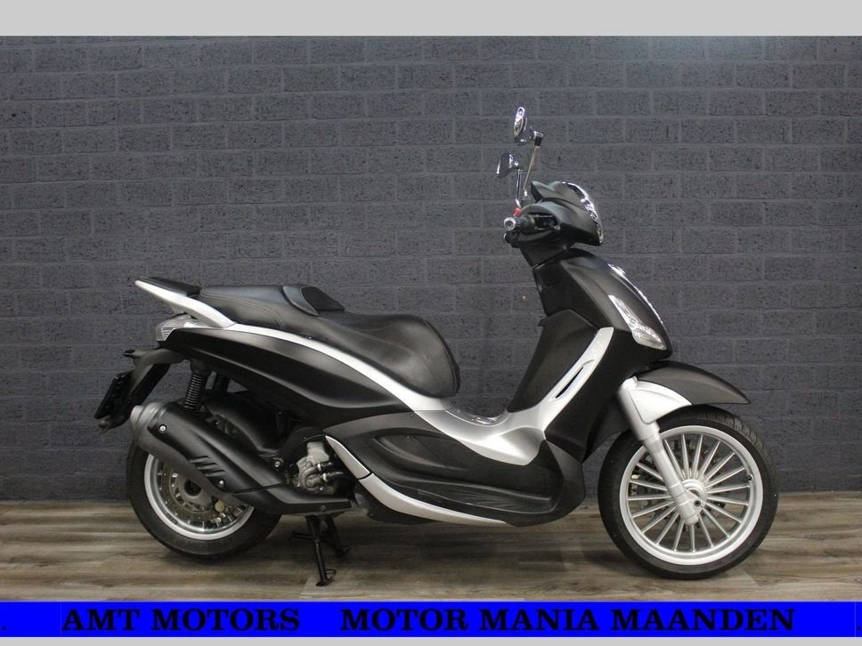 PIAGGIO BEVERLY 300 IE (bj 2012) Mat Zwart A2 geschikt, Onbekend, Onbekend, Minimaal motorrijbewijs A2, 12 t/m 35 kW