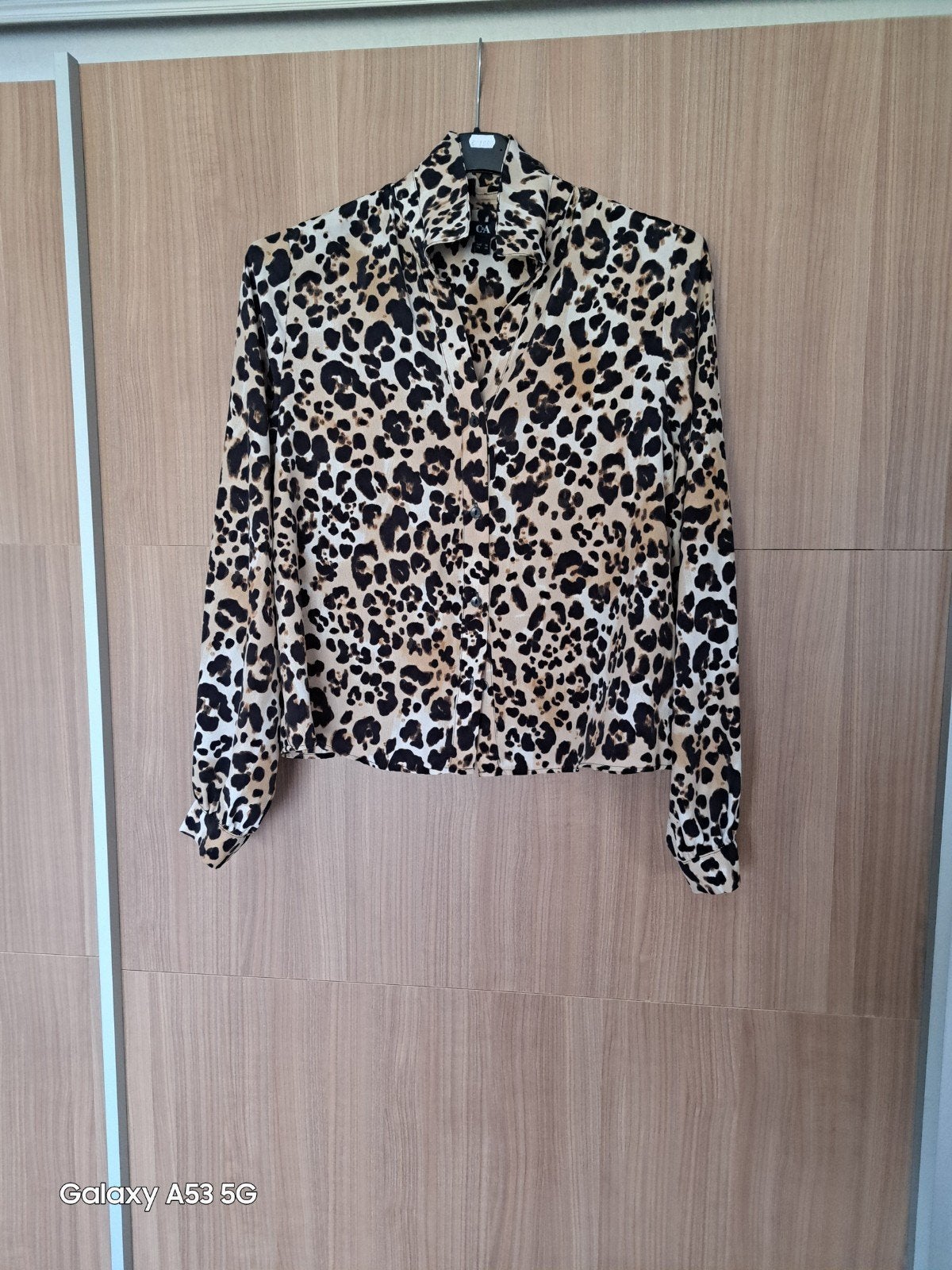 Nieuwe blouse met luipaardprint - Maat 38, Kleding | Dames, Ophalen of Verzenden