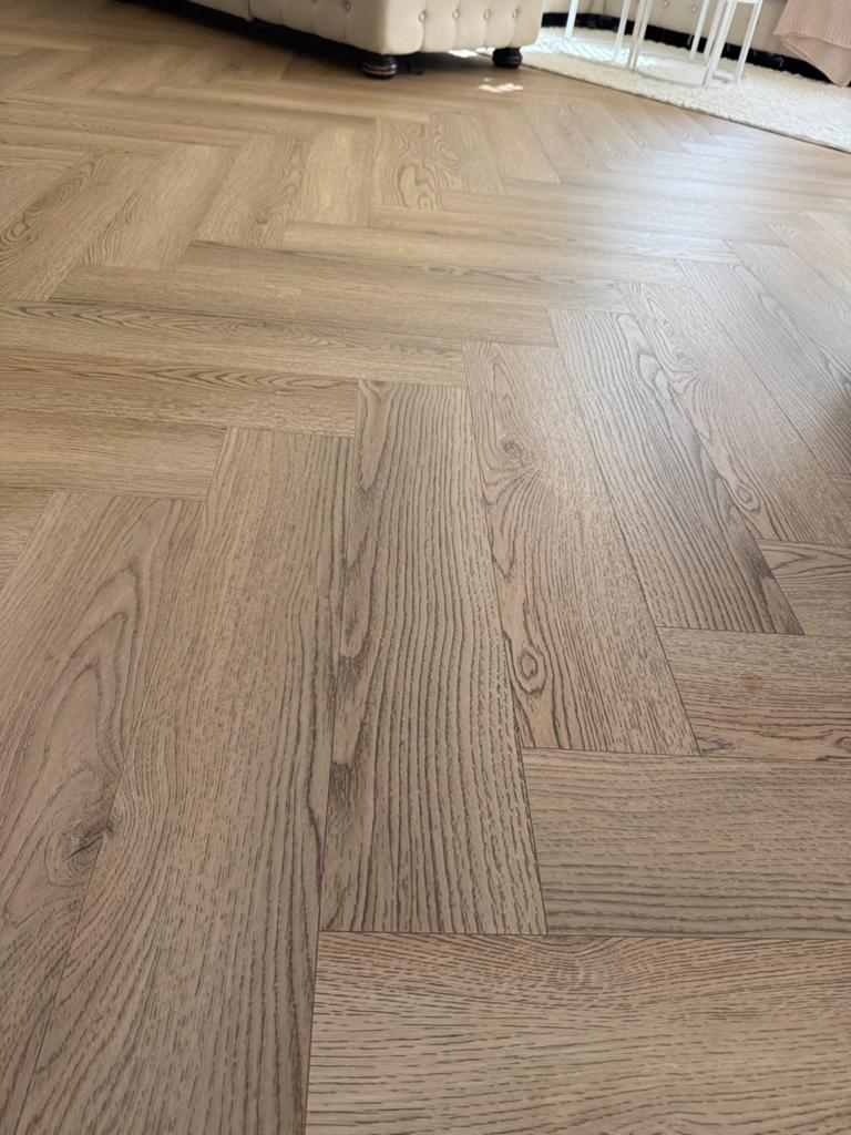 Pvc klikvloer, 50+ m2, zo goed als nieuw, Bruin, Ophalen of Verzenden, Zo goed als nieuw, 50 tot 75 m²