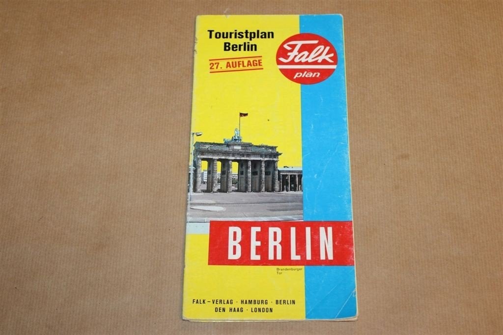 Oude Falk plan kaart van Berlijn - circa 1970, Boeken, Atlassen en Landkaarten, Gelezen, Ophalen of Verzenden, Landkaart, 1800 tot 2000