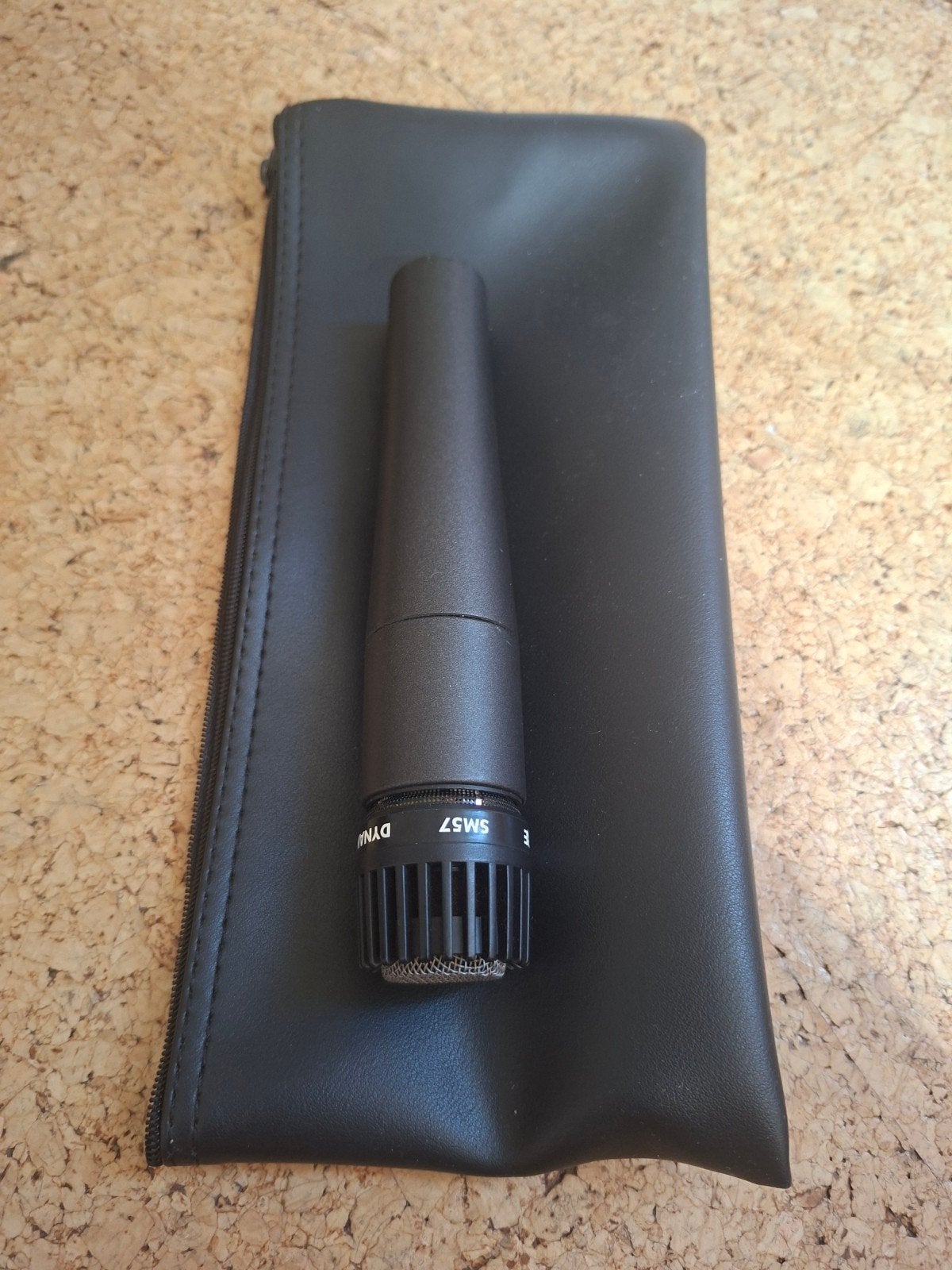Shure SM57, Ophalen, Gebruikt, Instrumentmicrofoon