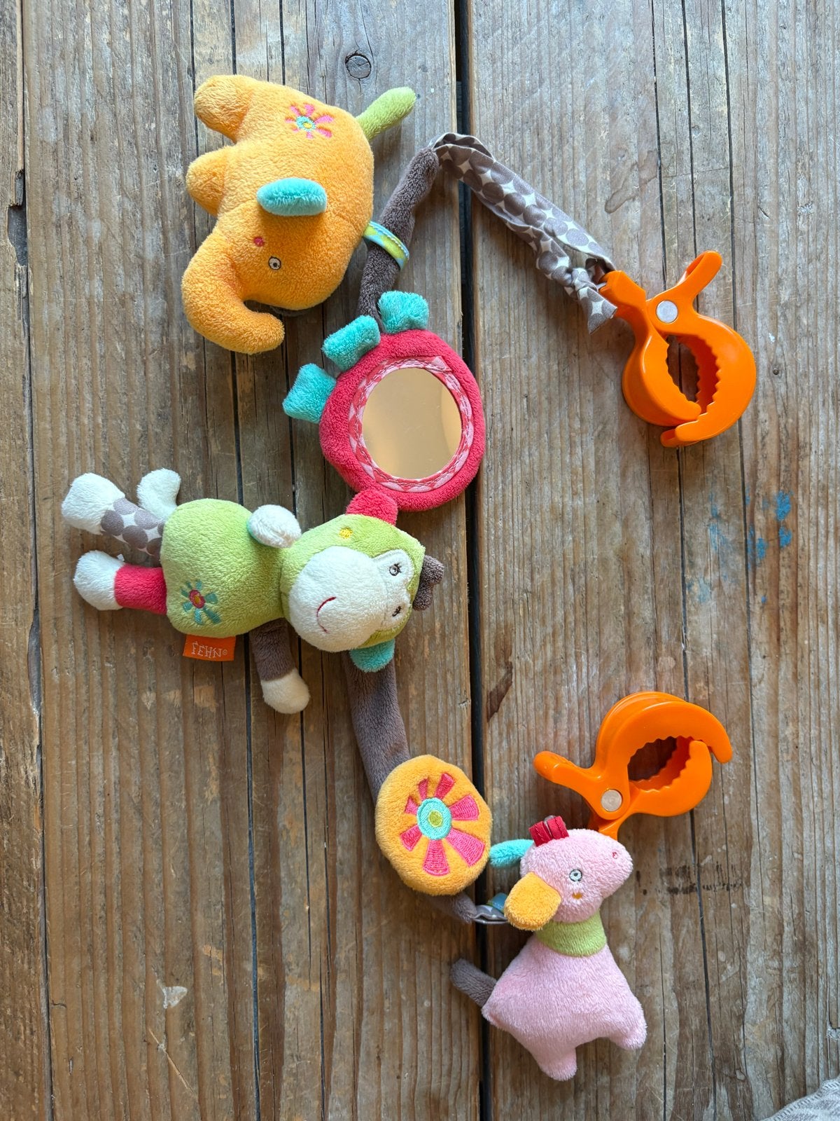 Fehn speelketting met knuffels en spiegel, Ophalen of Verzenden, Zo goed als nieuw, Mobiel, Met geluid