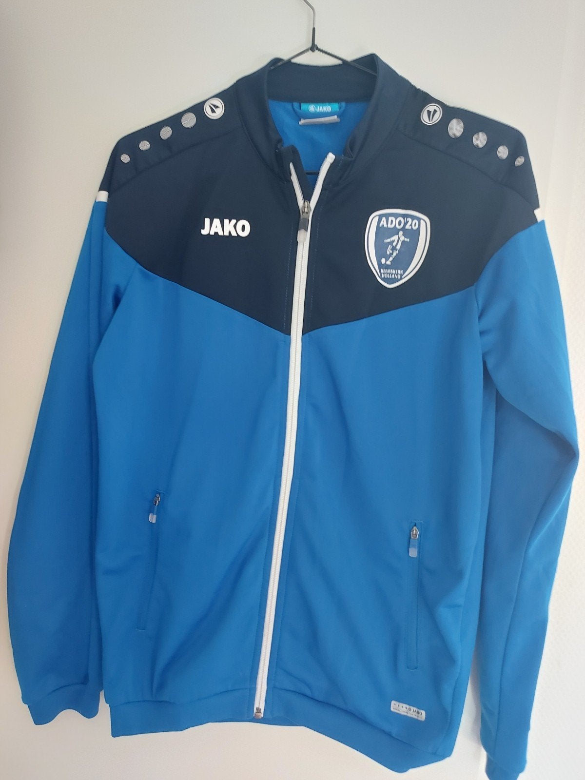 ADO’20 trainingsjack / vest – maat 164, Ophalen, Overige maten, Blauw, Voetbal