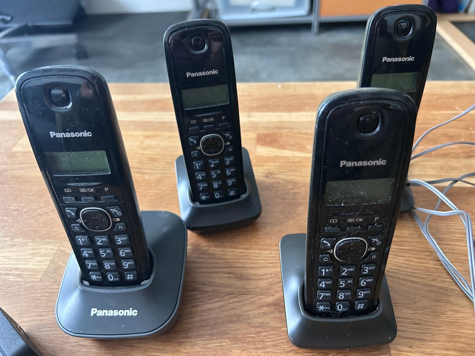 Panasonic KX-TG1611NLH set van 4 huistelefoons, Ophalen of Verzenden, Gebruikt, 4 handsets of meer