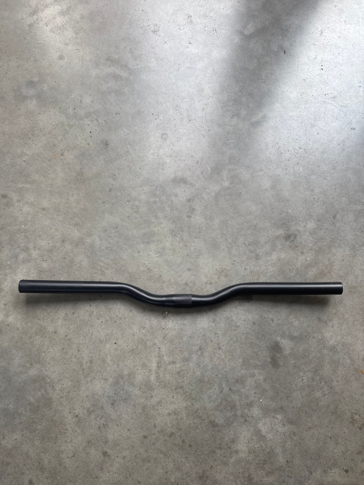 Zwart fietsstuur - Gloed Nieuw!, Gebruikt, Stuur, Ophalen of Verzenden, Aluminium