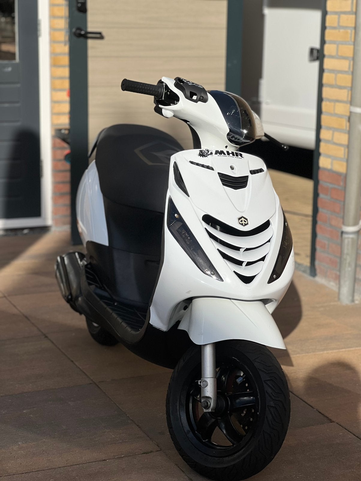Zip 125cc, Ophalen, Zo goed als nieuw, Benzine, Zip