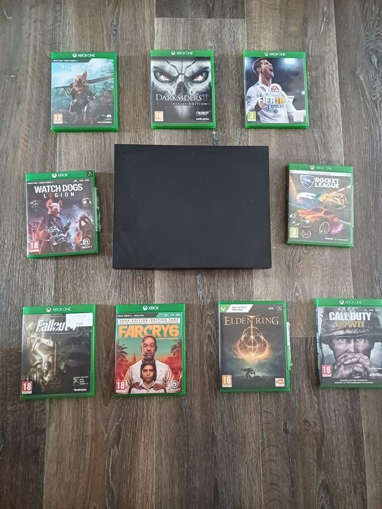 Xbox One X met controller. 8 games en alle kabels, Spelcomputers en Games, Games | Xbox One, Online, Gebruikt, Vanaf 18 jaar, Overige genres