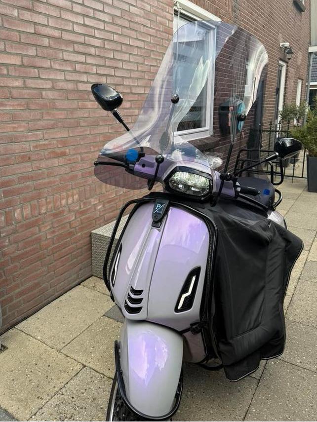 Vespa Sprint Full Option E5 45km 3700km!, Fietsen en Brommers, Scooters | Vespa, Ophalen, Overige modellen, Maximaal 45 km/u, Zo goed als nieuw