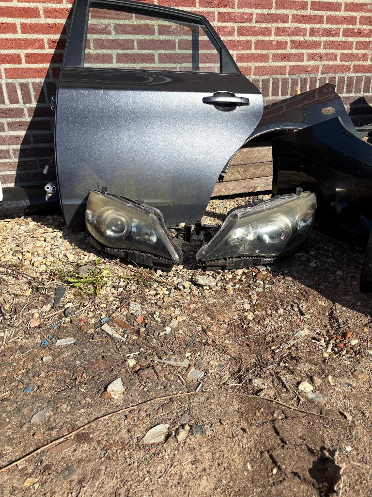 Subaru Impreza hatchback GR Onderdelen, Gebruikt, Voor, Bumper, Ophalen