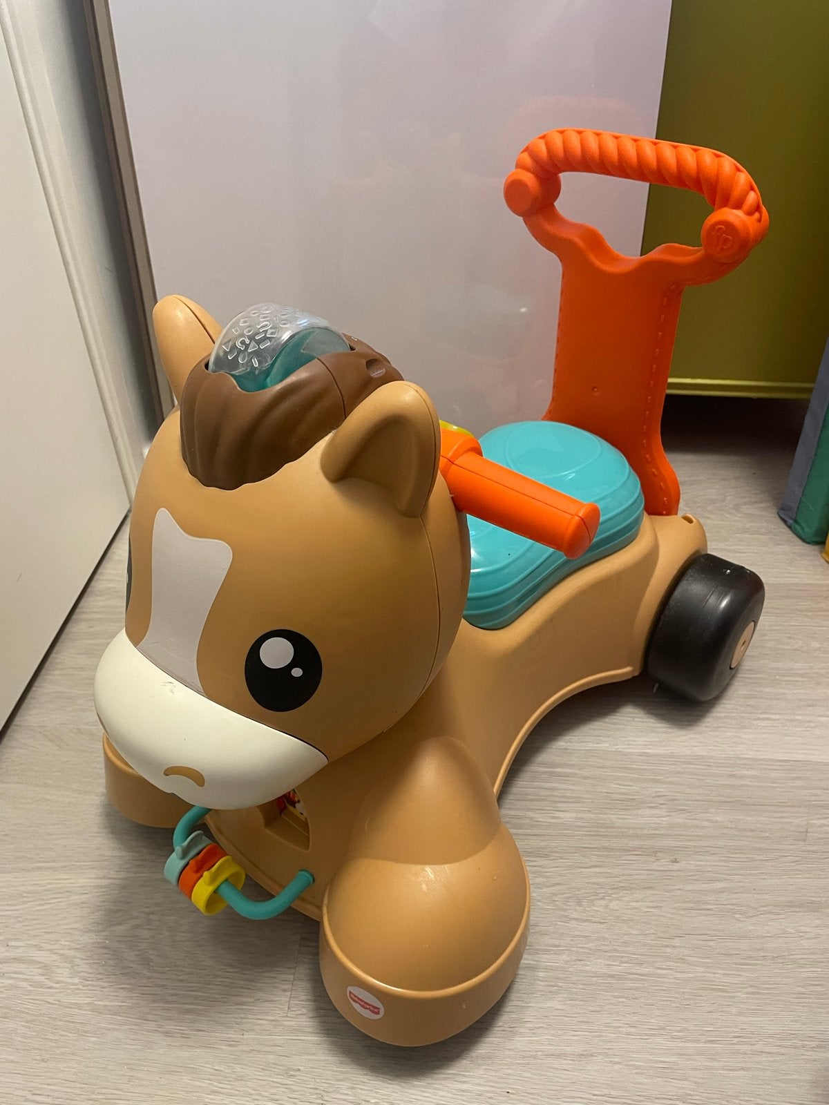 Fisher-Price loop, stuiter & rijpony- zo goed als nieuw, Ophalen, Gebruikt, Loopvoertuig