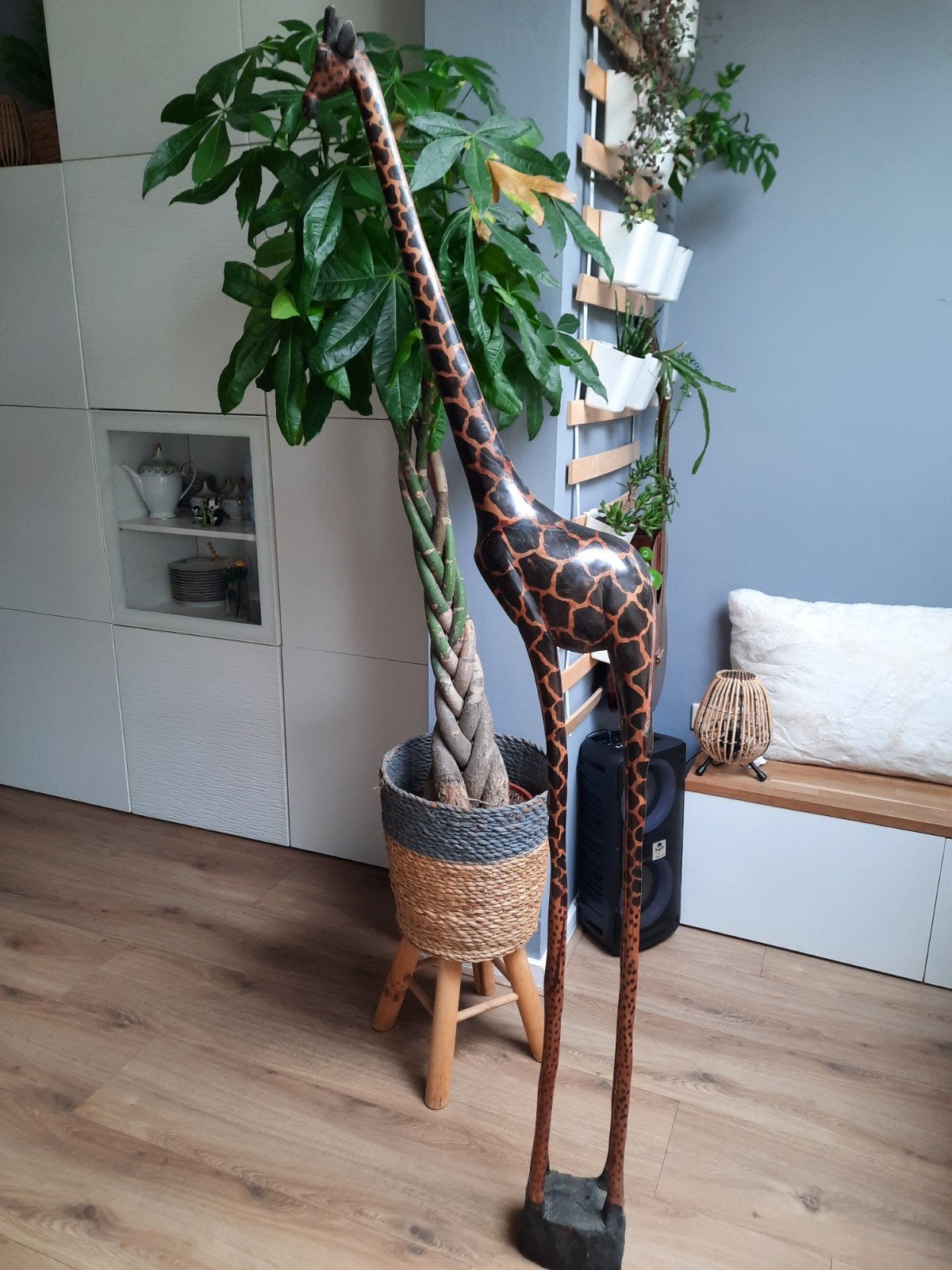 Grote, super mooie uit hout gesneden giraffe, Antiek en Kunst, Ophalen, Houtsnijwerk, Zoogdier, 1 meter - 2 meter