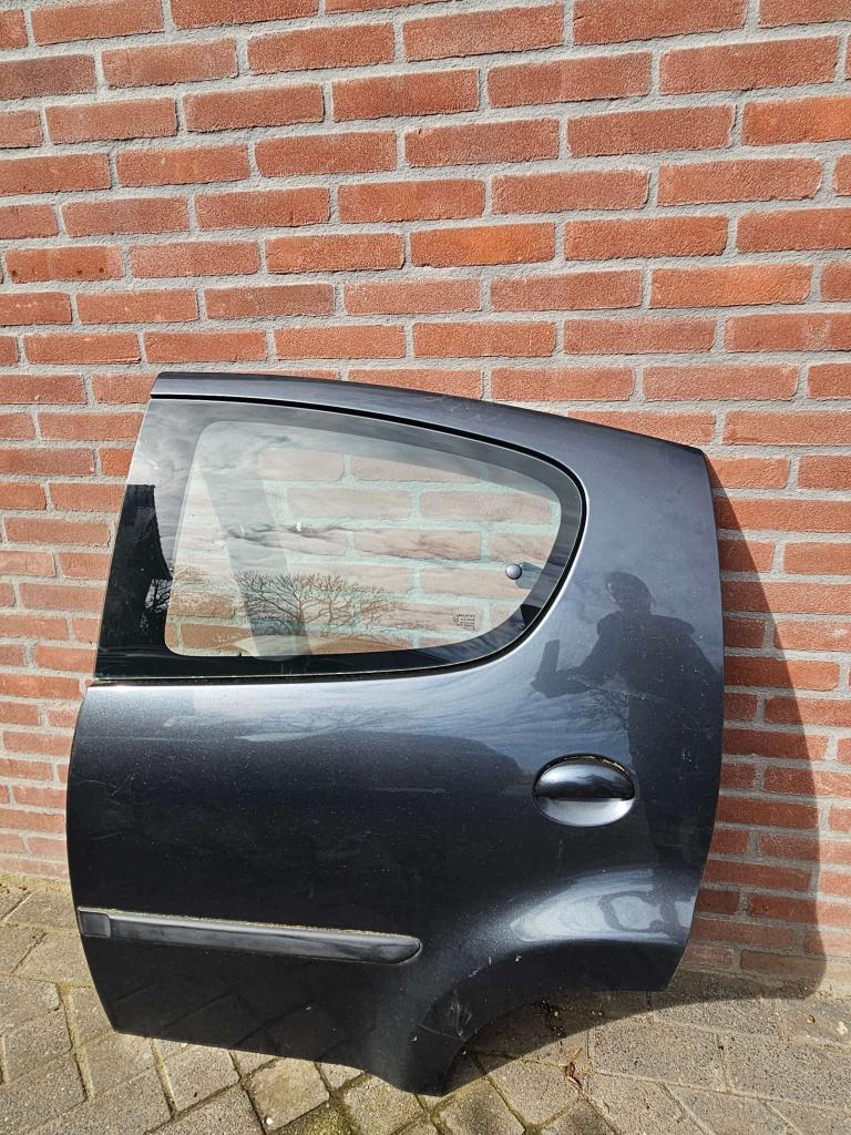 LINKER ACHTERDEUR PEUGEOT 107 / CITROËN C1, Auto-onderdelen, Niet ingevuld, Gebruikt, Citroën, Deur