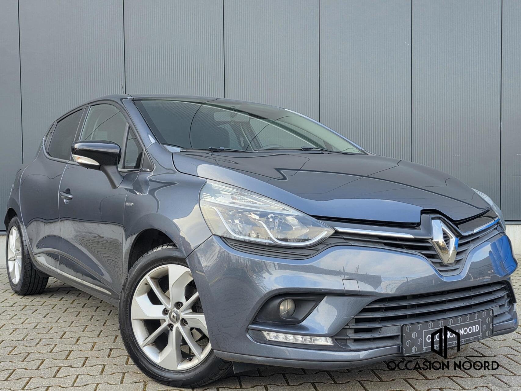Renault Clio 0.9 TCe Limited|Clima|Cruise|Navi|DAB+|Lmv|Led|, Auto's, Voorwielaandrijving, 898 cc, Gebruikt, Met garantie (alle)