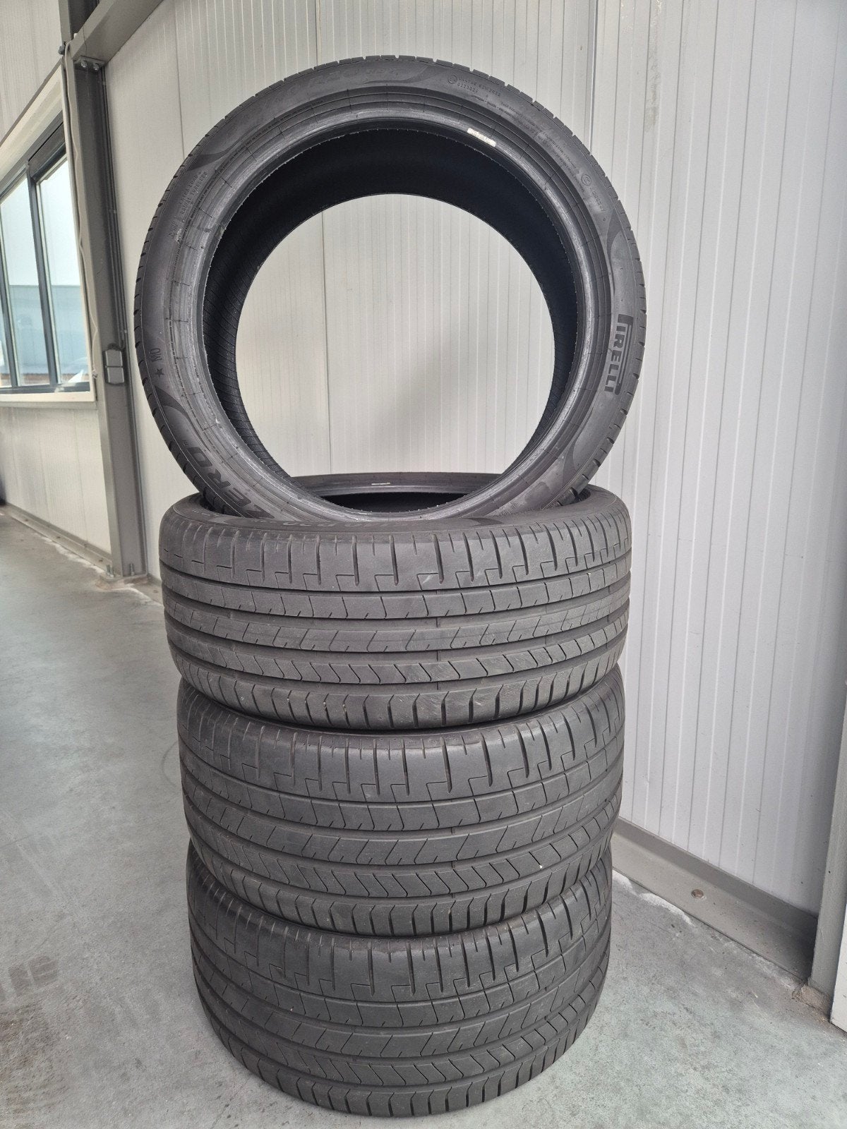 Pirelli P Zero PZ4 Breedset 275/35R20 6mm / 245/40R20 5.5mm, Ophalen, Gebruikt, 275 mm, Band(en)