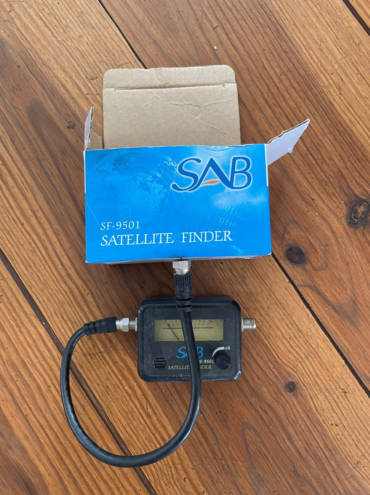 SAB SF-9501 Digitale Satelliet Vinder Zoeker signaal tester, Ophalen of Verzenden, Gebruikt, (Schotel)antenne-accessoires, Overige merken