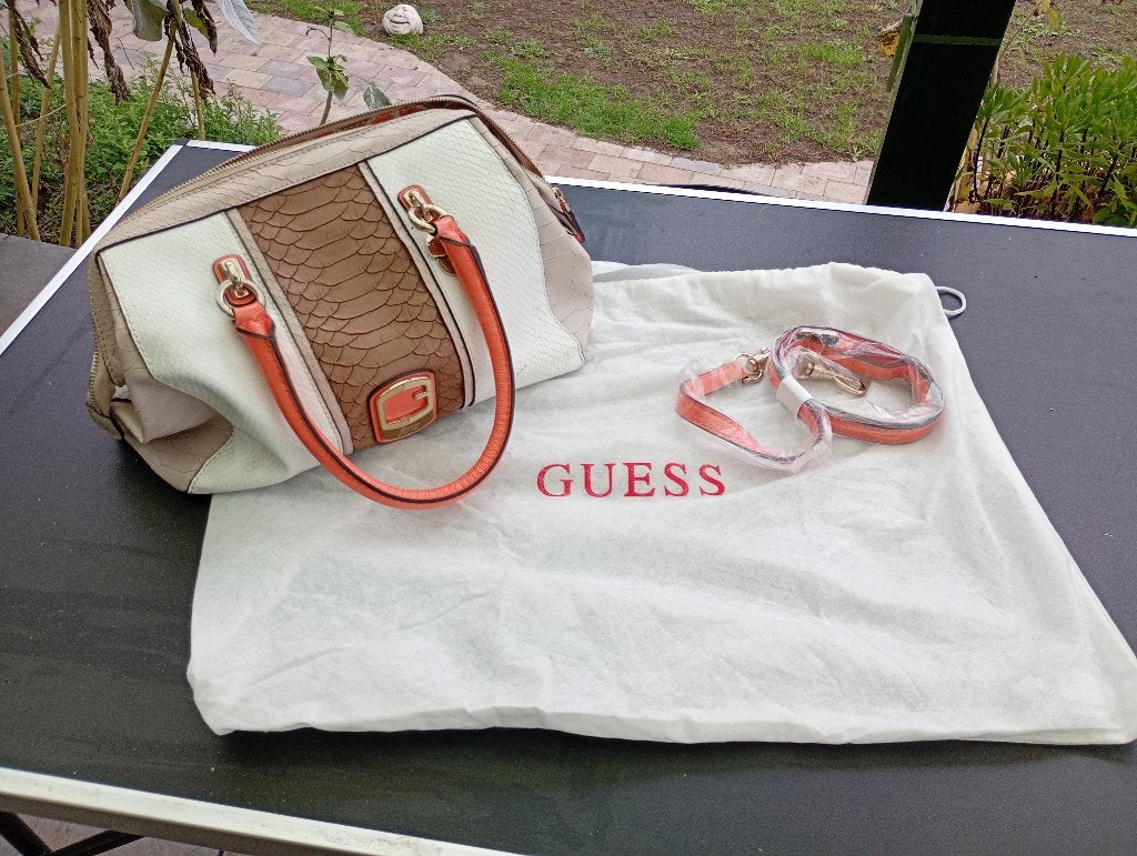 Mooie Guess handtas met toffe kleuren, Ophalen of Verzenden, Zo goed als nieuw, Overige kleuren, Handtas