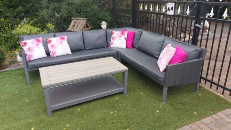 Luxe all weather loungeset zeer groot, Ophalen, Gebruikt