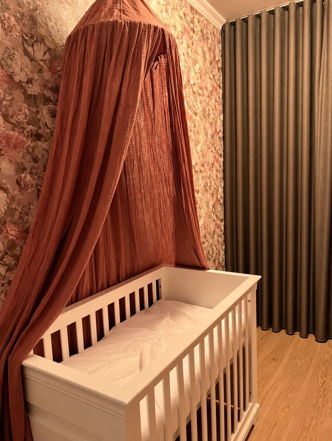 Sebra Klamboe Blossom Pink voor babybedje, Ophalen of Verzenden, Zo goed als nieuw, Ledikant