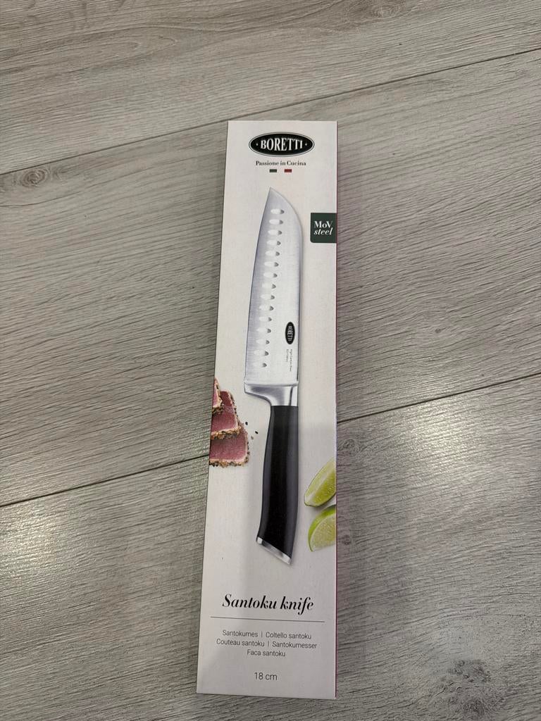 Boretti Santoku mes 18 cm - Nieuw in doos, Ophalen of Verzenden, Zo goed als nieuw