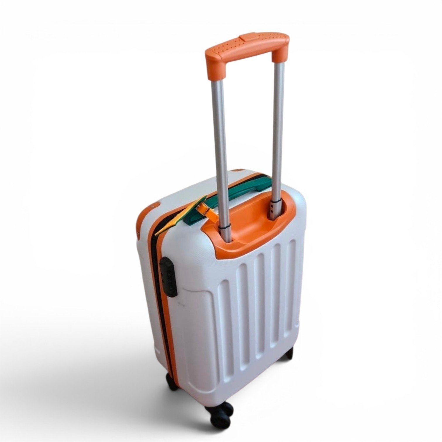 2 Postcode Loterij koffers te koop – 1 nieuw, 1 één keer geb, Ophalen, Hard kunststof, 45 tot 55 cm, Zo goed als nieuw
