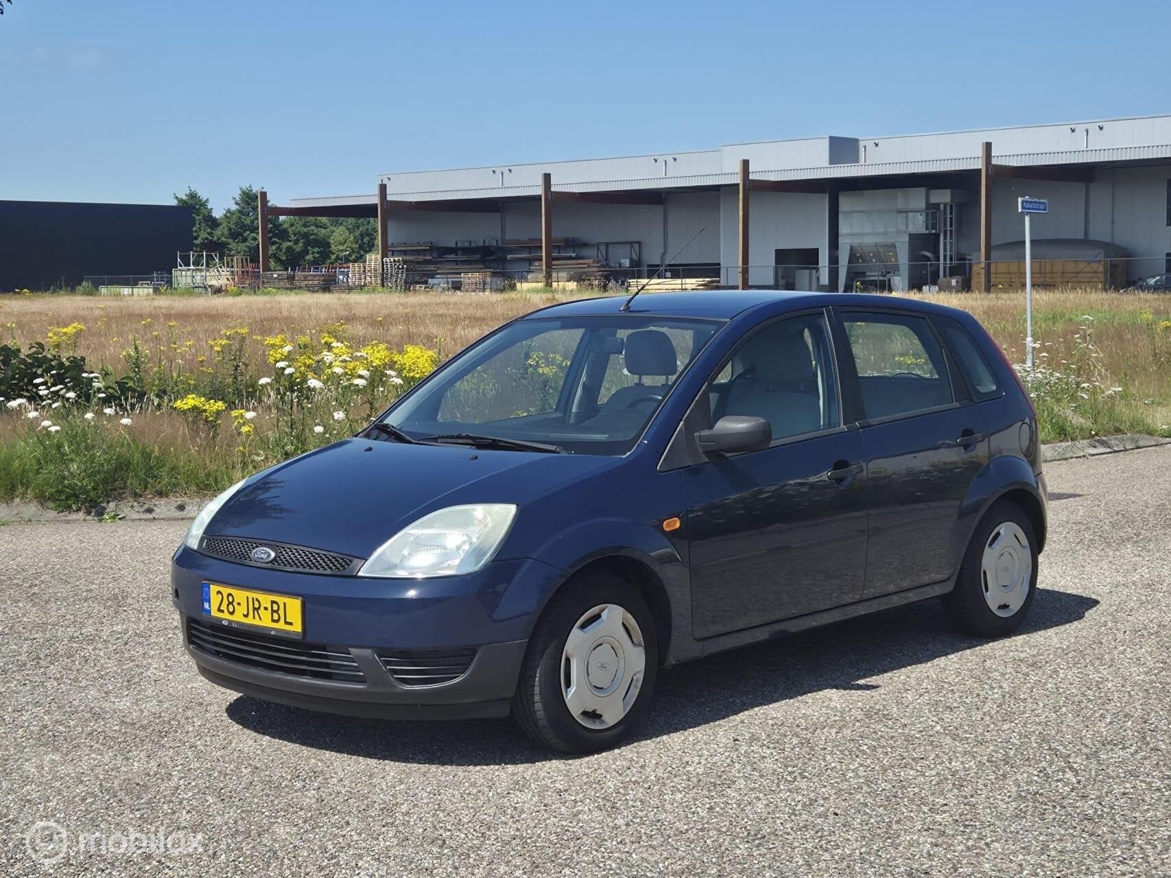Ford Fiesta 1.3 Ambiente 5 deurs NIEUWE APK / VASTE PRIJS, Auto's, 1299 cc, Gebruikt, 4 cilinders, Blauw