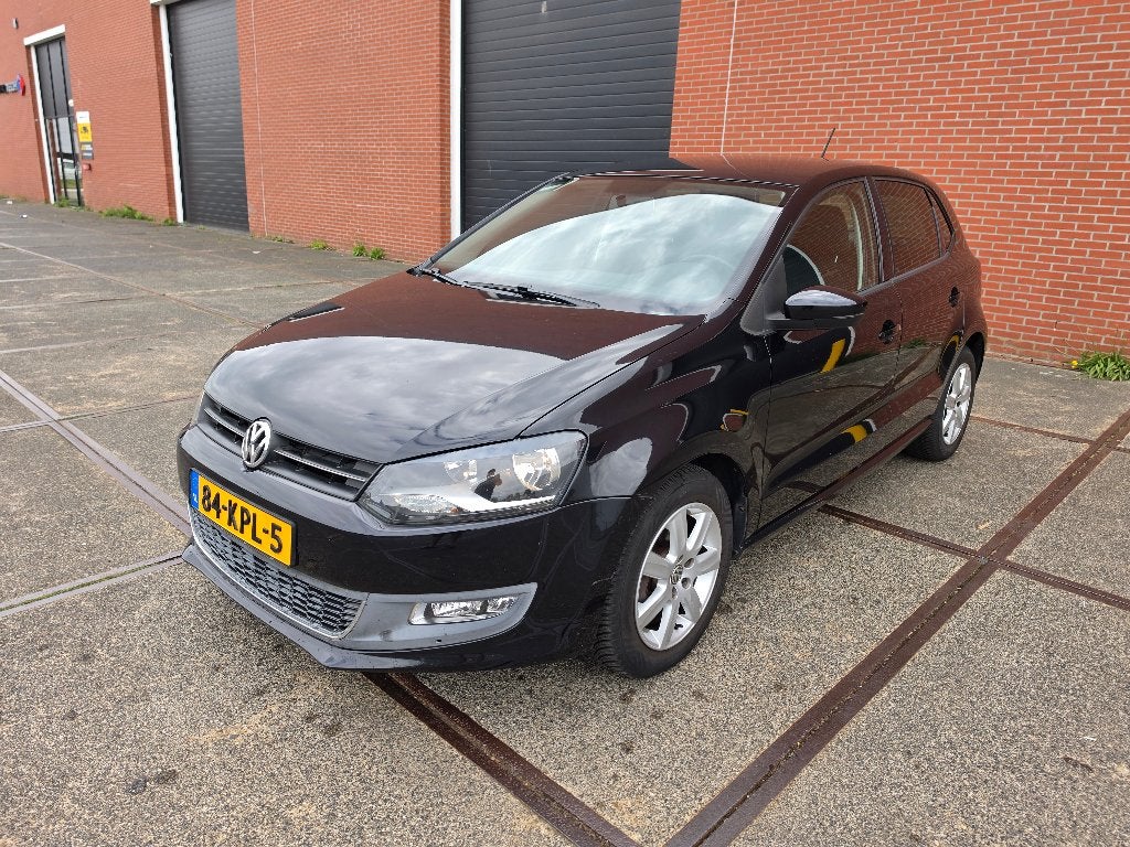 Volkswagen Polo 1.2 TSI 77KW Highline Carplay Camera Cruise, Auto's, Voorwielaandrijving, Dealer onderhouden, 40 €/maand, Zwart