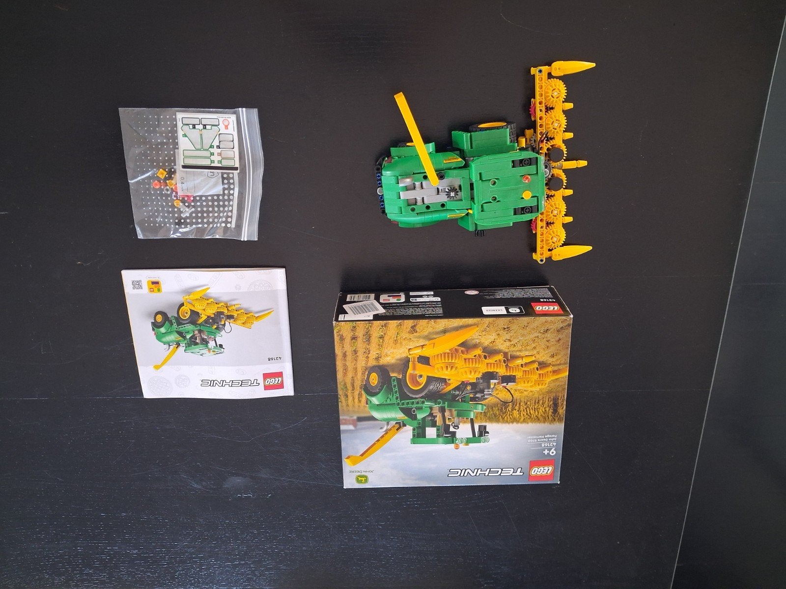 Lego Technic John Deere 9700 Forage Harvester, Ophalen of Verzenden, Zo goed als nieuw, Overige merken