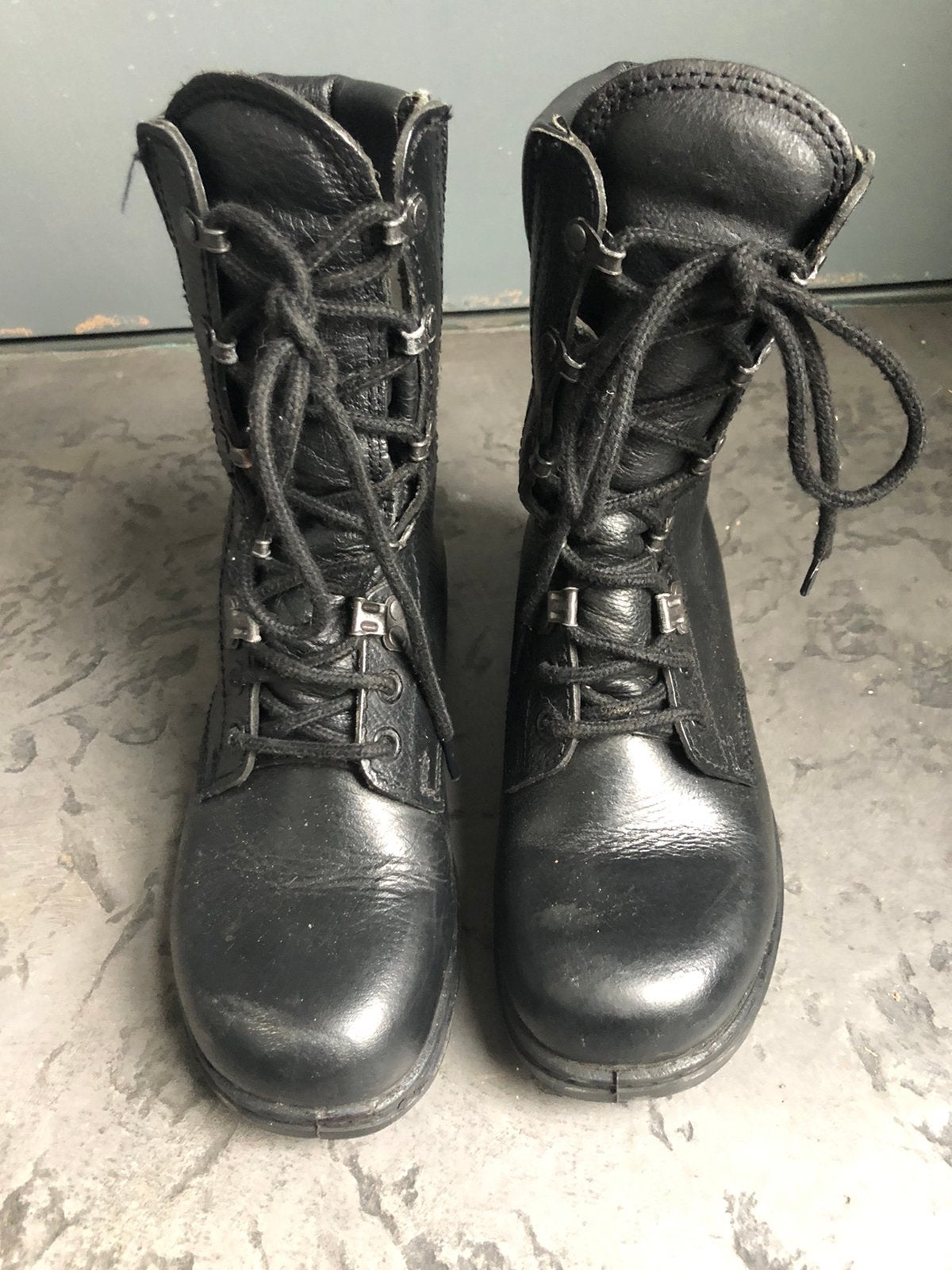 Leger kistjes army boots 235M =37  zwart als nieuw, Kleding | Dames, Schoenen, Ophalen, Zwart, Lage of Enkellaarzen, Zo goed als nieuw