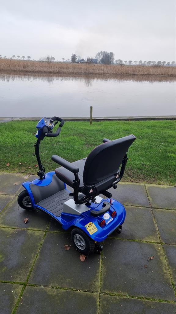 Mooie scootmobiel blauw Kymco LS, Ophalen, Zo goed als nieuw, Elektrisch, Kymco
