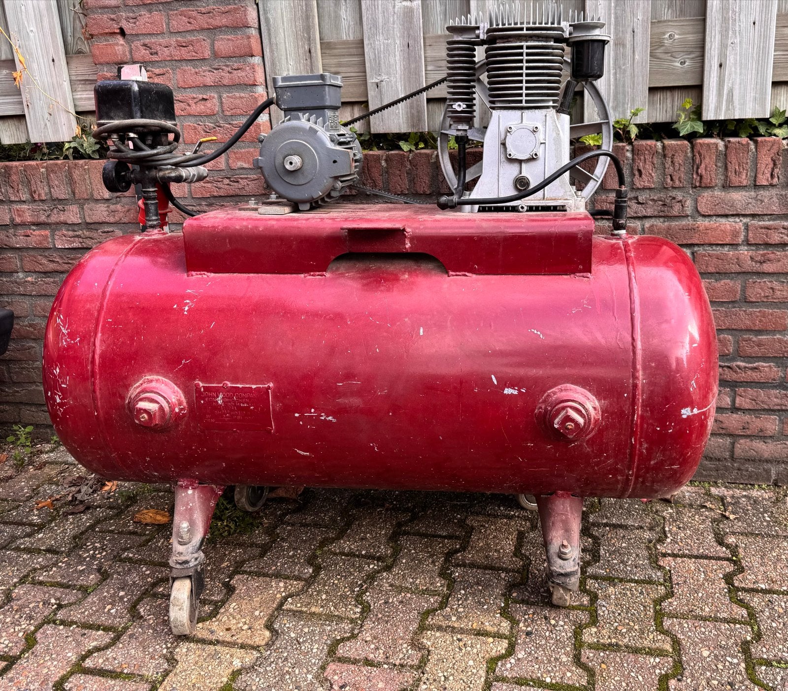 Jongia Holland Compressor - Nieuwe Lagers, Doe-het-zelf en Verbouw, 100 liter of meer, Ophalen of Verzenden