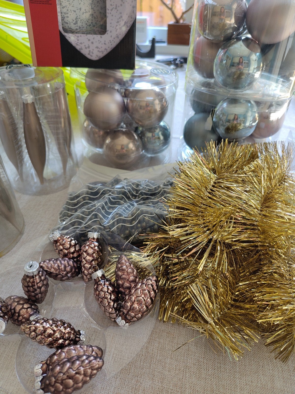 Diverse kerstdecoraties inclusief bewaardoos, Ophalen, Gebruikt