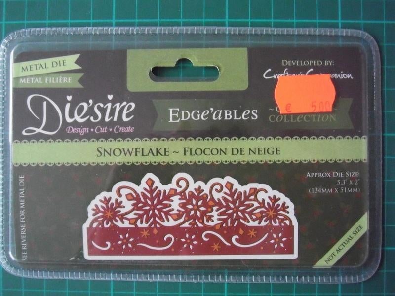 Nieuwe Die'sire Edge'ables Kerst snijmal -2, Hobby en Vrije tijd, Kaarten | Zelf maken, Ophalen of Verzenden, Nieuw, Kerst, Pons of Mal