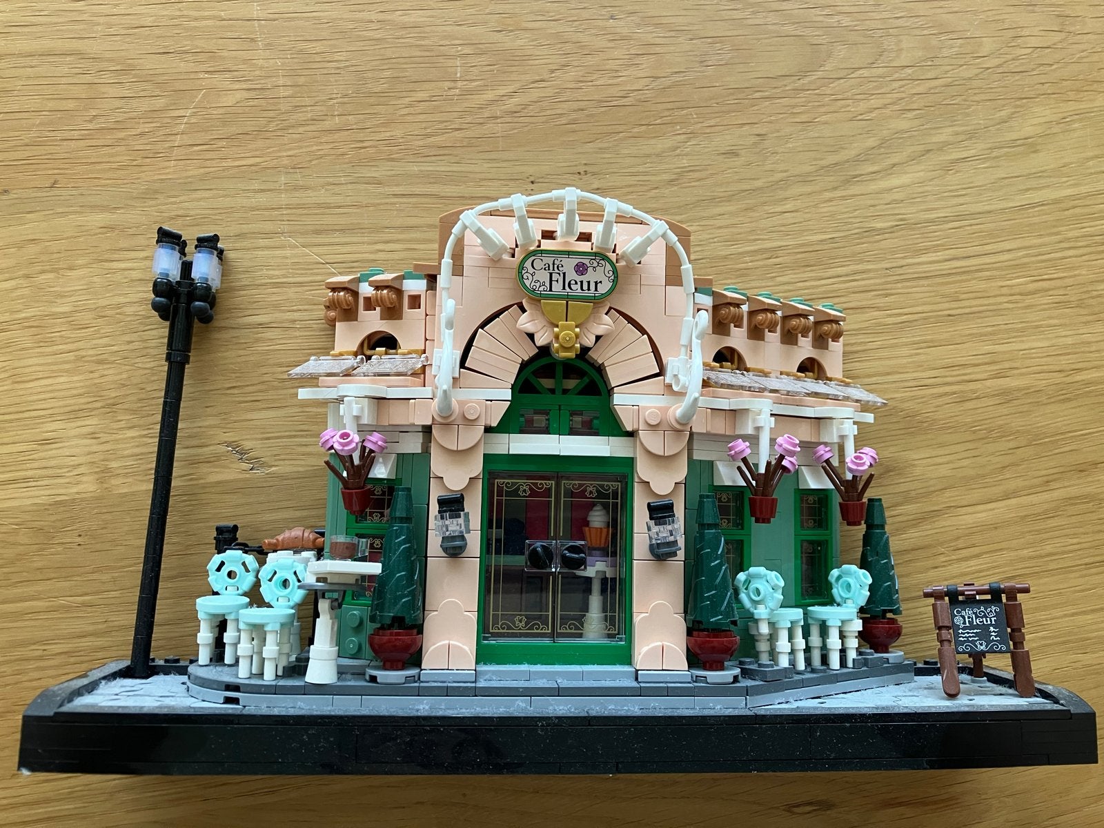 Lego Icons - Frans café (10362), Ophalen of Verzenden, Zo goed als nieuw, Overige merken