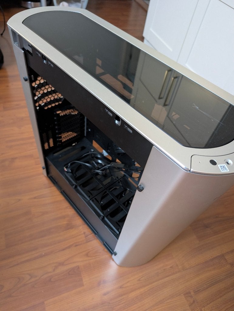 Inwin 915 full tower, Ophalen, Zo goed als nieuw
