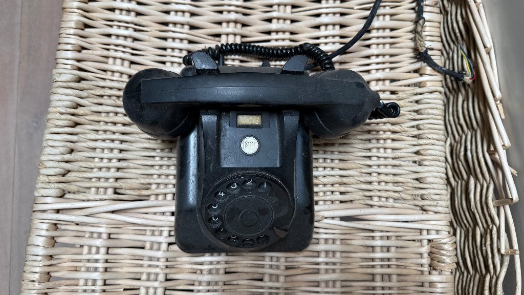 Telefoon bakeliet, Ophalen, Niet werkend, Met draaischijf