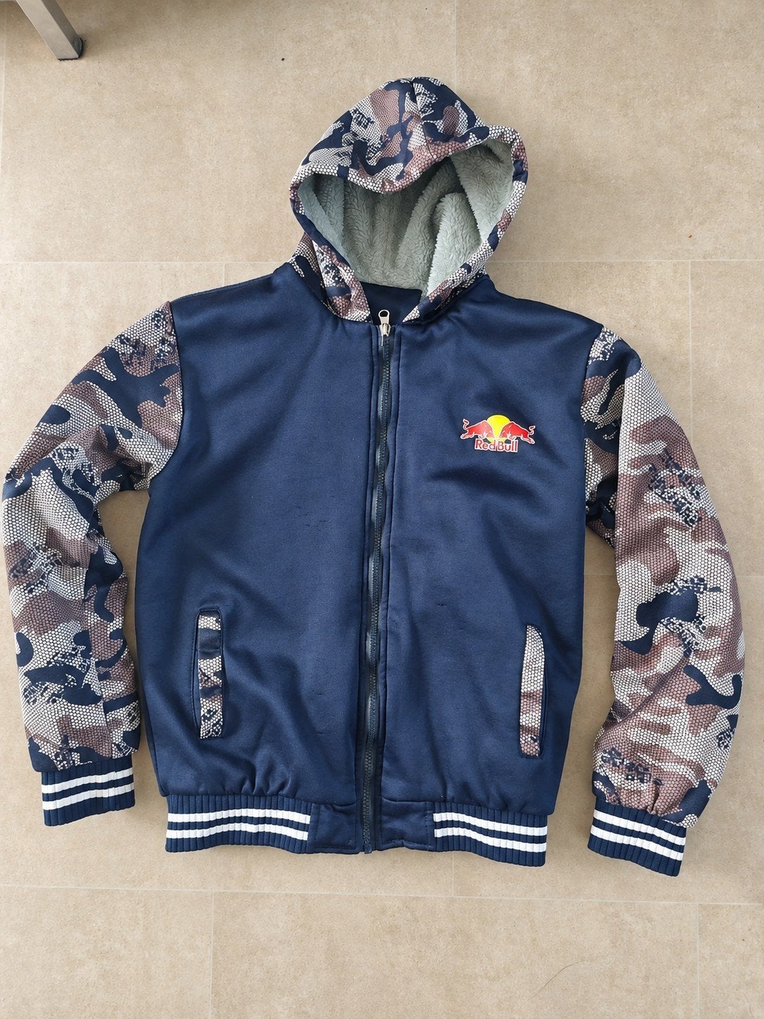 Red Bull jas maat 158, Kinderen en Baby's, Ophalen of Verzenden, Gebruikt, Jongen, Jas