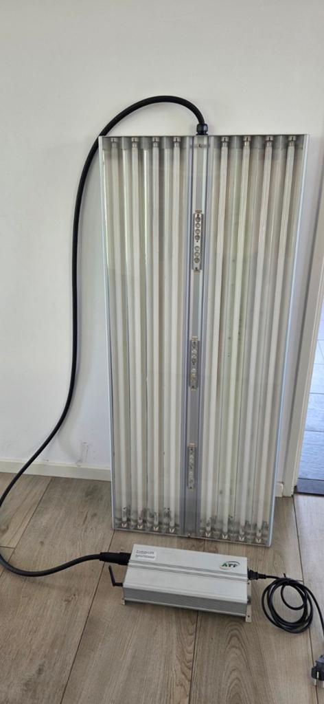 ATI Hybrid Powermodule LED 3x75w + 8xT5 54w, Dieren en Toebehoren, Vissen | Aquaria en Toebehoren, Zo goed als nieuw, Verlichting of Verwarming