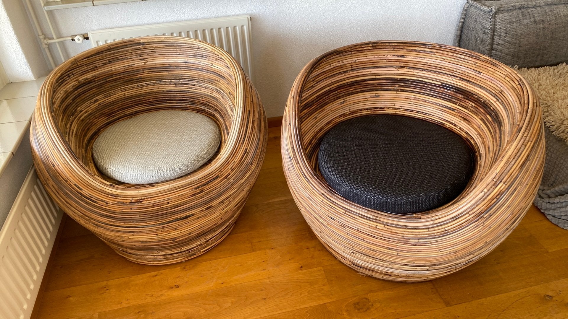 Bamboe stoelen v binnennen buiten, Ophalen, Zo goed als nieuw, Bruin, Twee