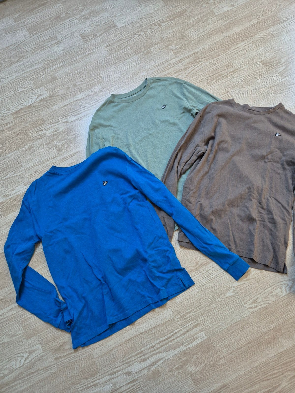 3 longsleeves maat 170/176 we fashion.  Blauw, taupe, groen, Ophalen of Verzenden, Zo goed als nieuw, Shirt of Longsleeve, Jongen