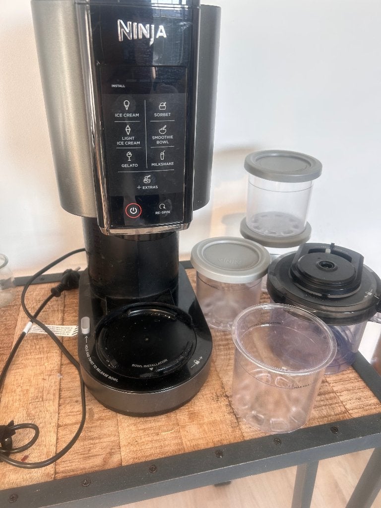 Ninja creami, Witgoed en Apparatuur, IJsmachines, Ophalen, Zo goed als nieuw