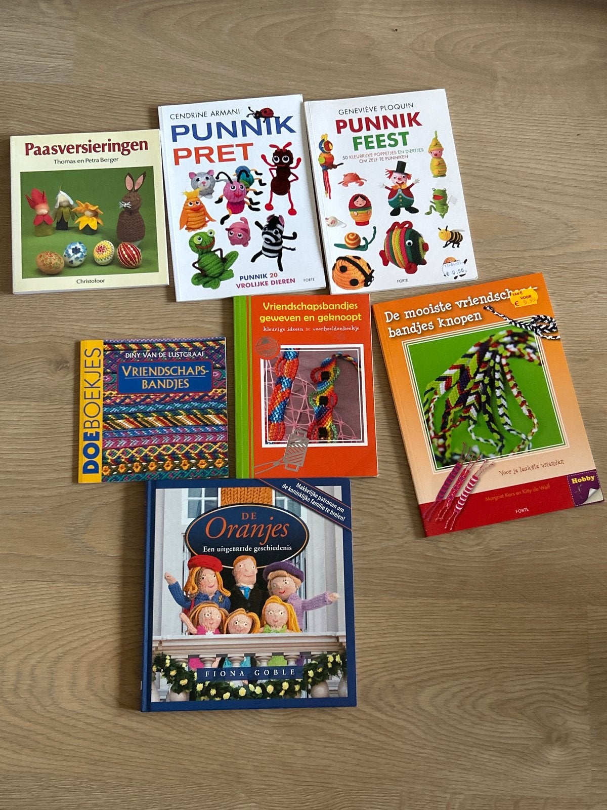 Handwerkboeken: Breien, Punniken, Vriendschapsarmbandjes, Ophalen, Gebruikt, Knutselboek