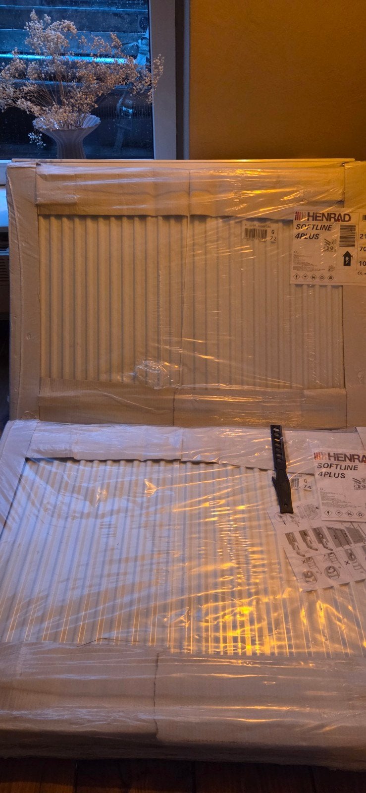 3x  Nieuwe Henrad Softline 4PLUS radiatoren, Ophalen, 30 tot 80 cm, Radiator, Nieuw
