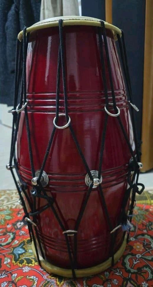 Dholak - Indiaas Percussie Instrument - 21/23cm diameter, Ophalen of Verzenden, Gebruikt, Overige merken