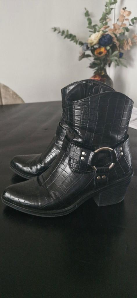 Zwarte cowboy laarsjes 37, Ophalen of Verzenden, Zo goed als nieuw, Zwart