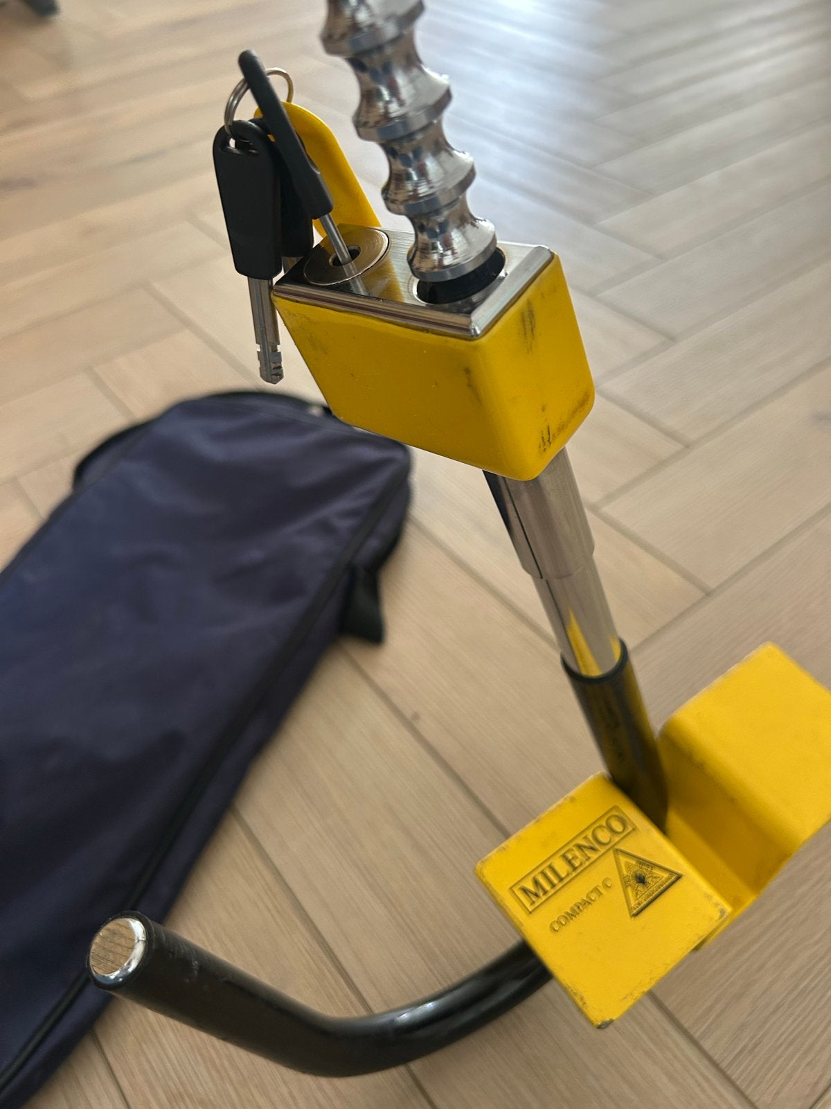 Milenco Compact C Wielklem SCM Goedgekeurd, Ophalen of Verzenden, Gebruikt