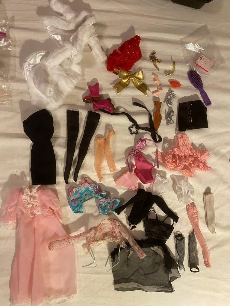 Vintage Barbie kleding en lingerie set, Ophalen of Verzenden, Gebruikt, Barbie