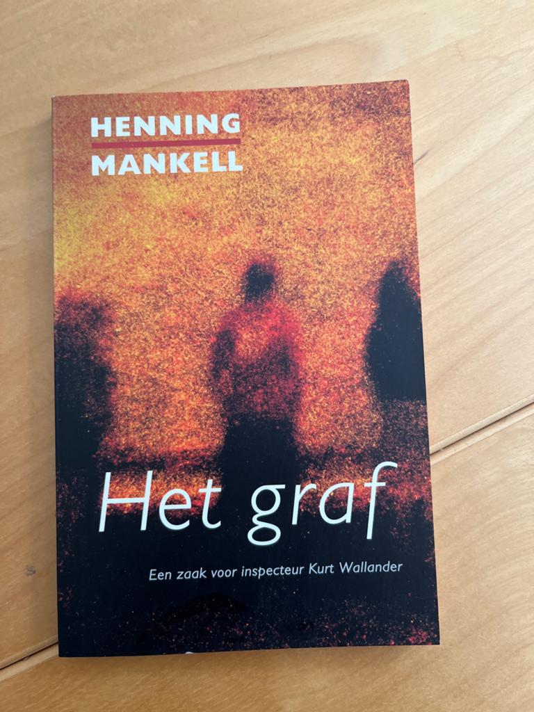 Het Graf - Henning Mankell (Kurt Wallander), Ophalen of Verzenden, Gelezen